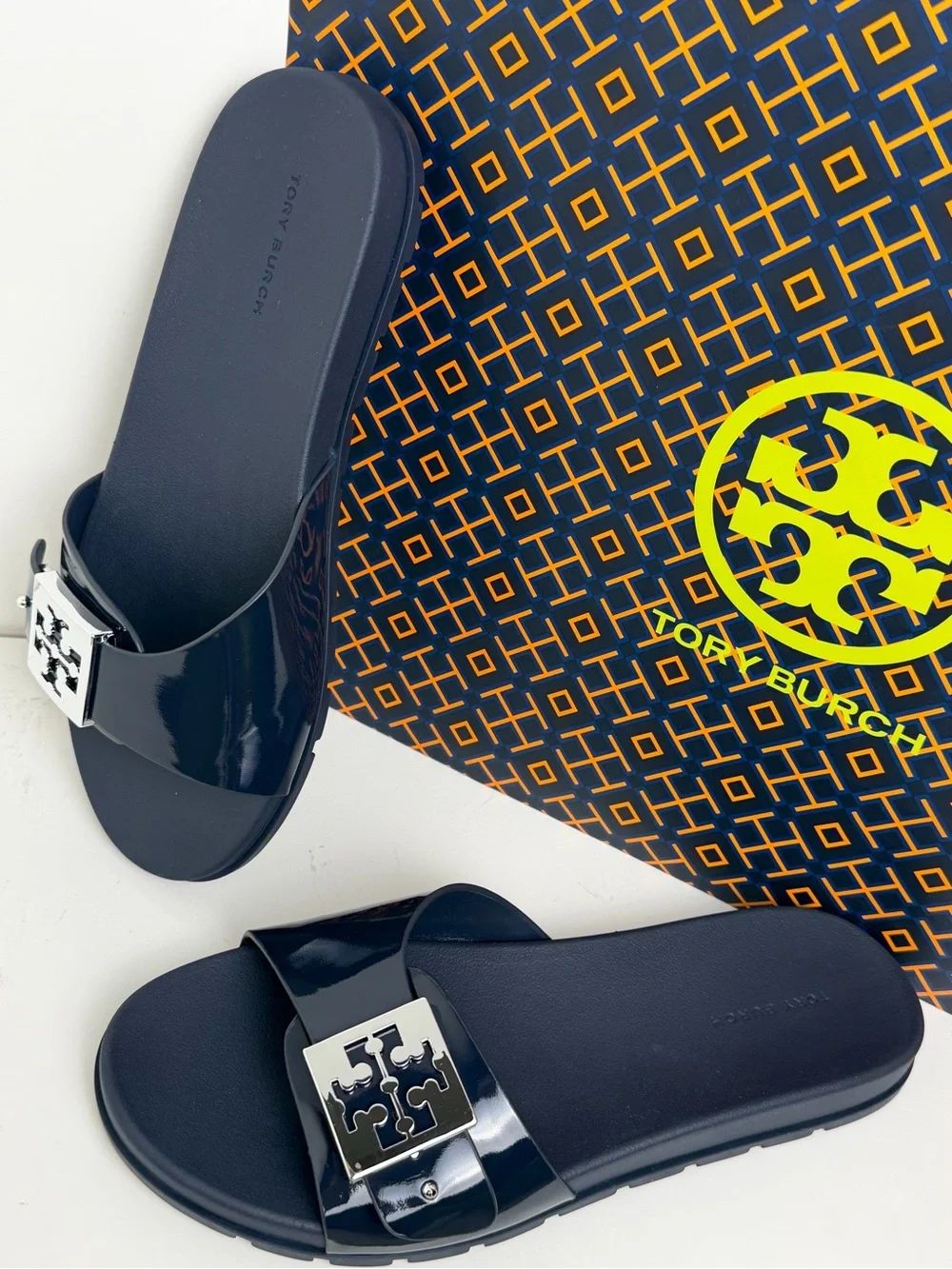 NWT Tory Burch MELLOW SLIDE